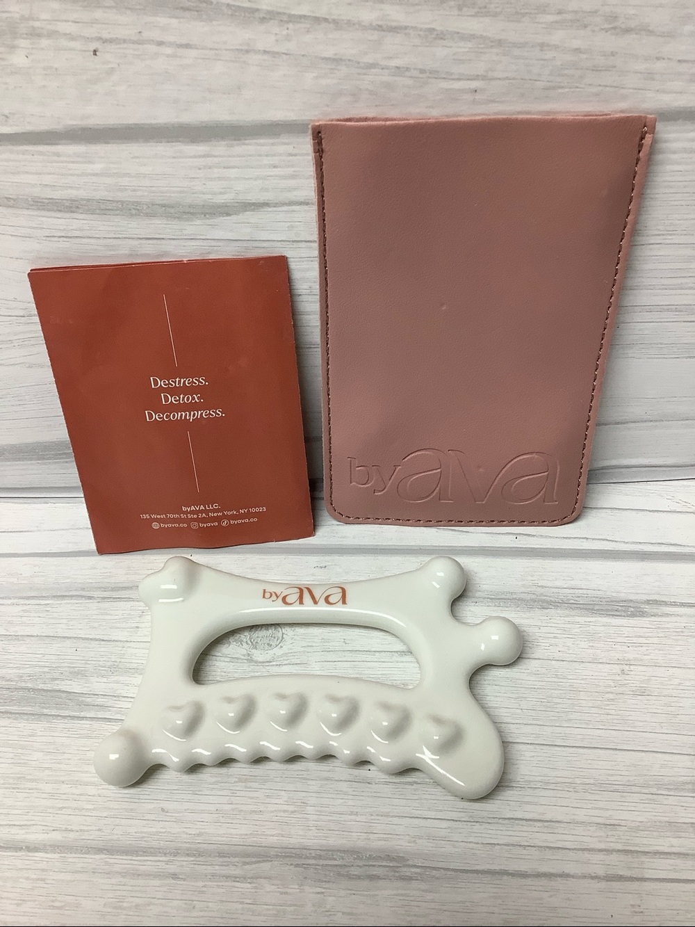 byAVA Jelloskin Gua Sha Sculptor with Sleeve - Picture 6 of 7